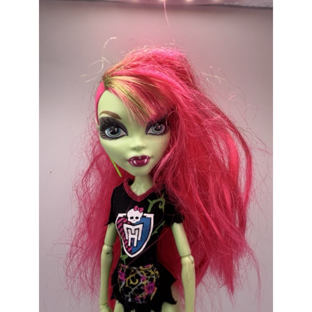 Monster High Venus McFlytrap Ghoul Spirit g1 Mattel doll